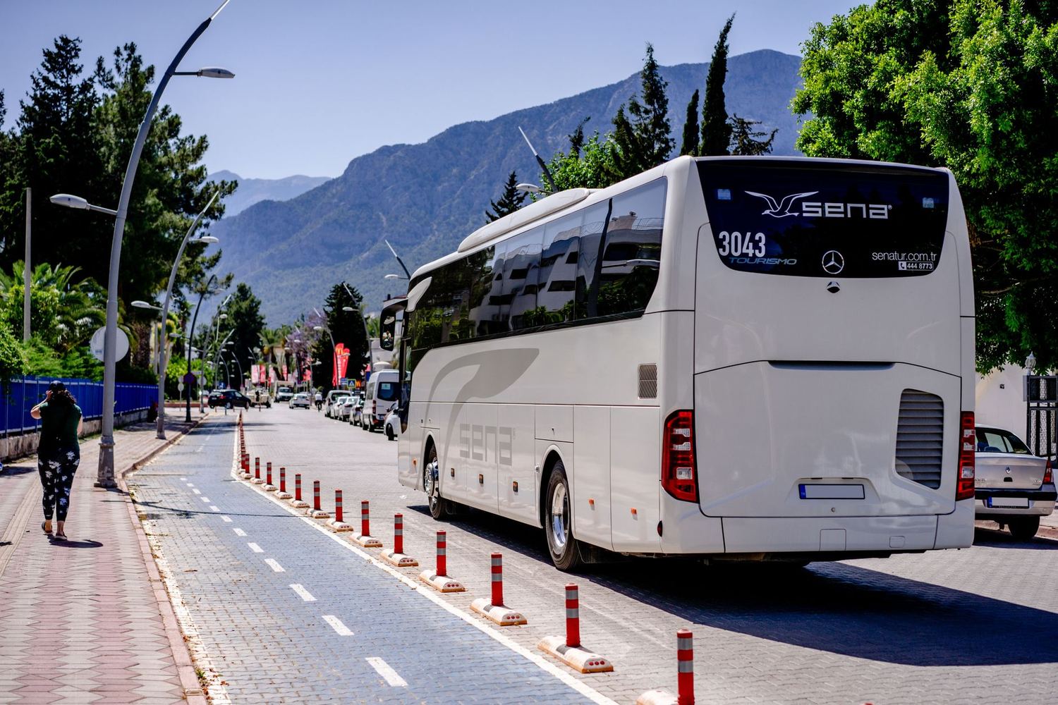 Minibus & Coach