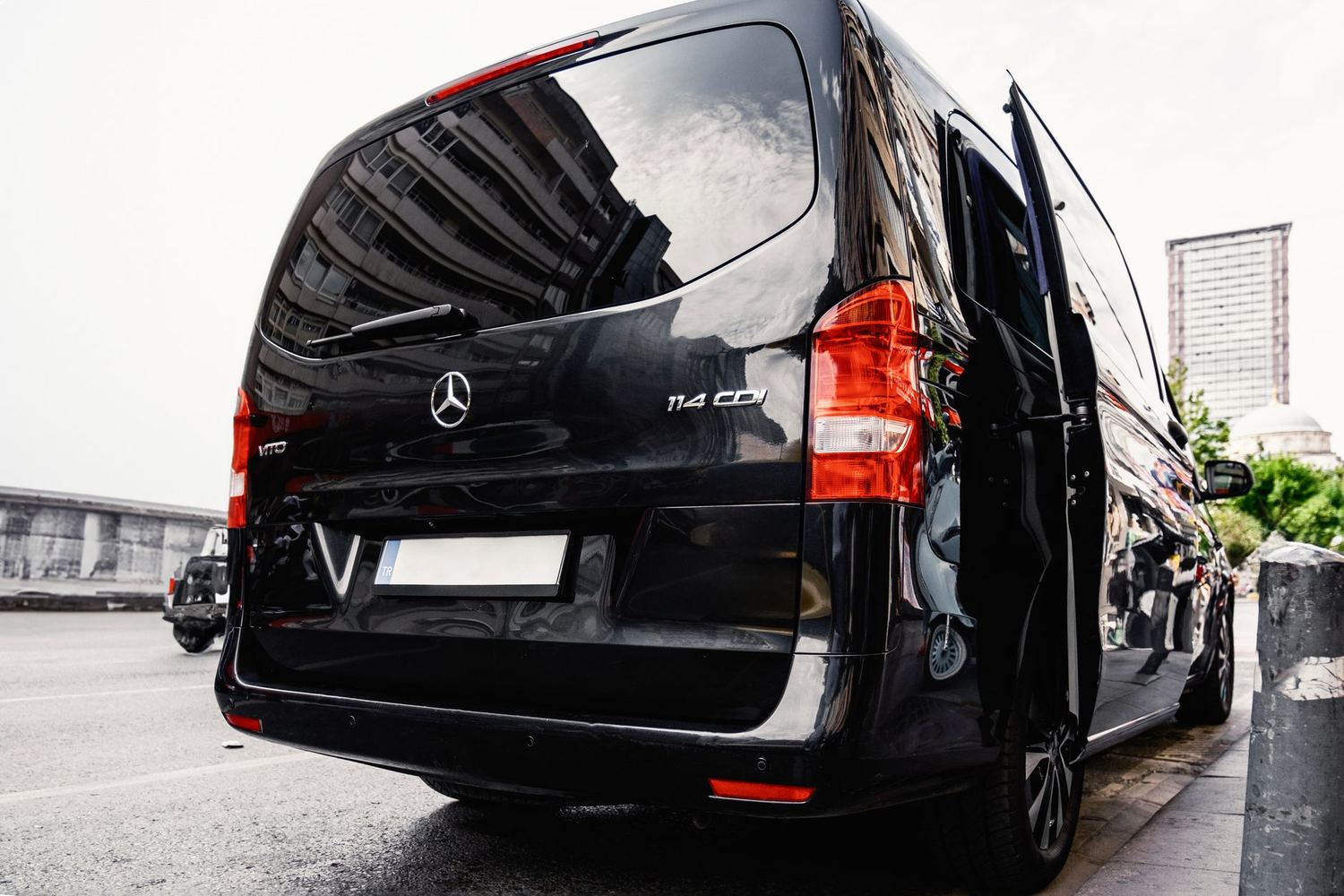 Executive Sprinter